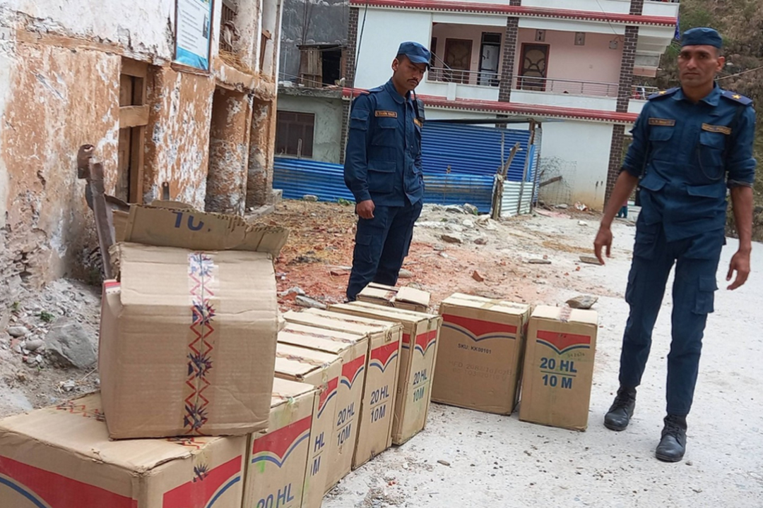 नक्कली चुरोटसहित बझाङबाट दुई जना पक्राउ 