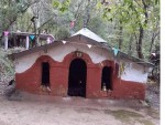 वरदानी ढोका सुर्नयाको ‘सिगास धाम’, दशैँको दिन हुन्छ जात्रा  