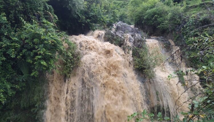 बैतडी,दार्चुला र बझाङका साना नदीहरुमा आकस्मिक बाढीको जोखिम