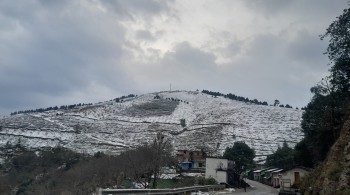 बैतडीमा दोस्रोपटक वर्षा र समान्य हिमपात