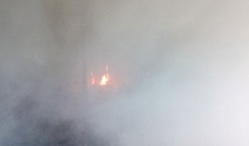 कैलालीमा जुत्ताचप्पलको गोदाममा आगलागी