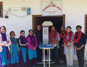 दोगडाकेदारको सिल्लेगडा बर्थिङ इकाइमा बेबी वार्मर मेसिन 