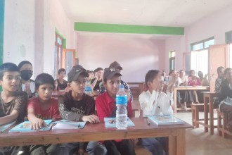 किशोरकिशोरीहरुलाई जीवनोपयोगी सीप सिकाउँदै परोपकार ग्रामीण विकास संघ 