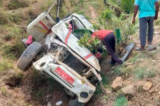 बैतडीको शिवनाथमा जिप दुर्घटना, चालक घाइते 