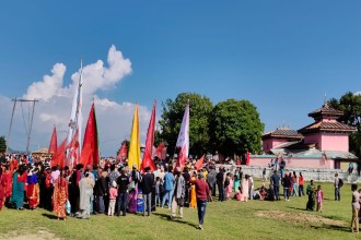 बैतडीका शक्तिपीठ तथा मन्दिरहरुमा भक्तजनको घुइँचो 