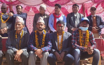 बैतडीको पञ्चेश्वरमा माओवादी केन्द्रका पालिका कमिटि अध्यक्ष एमालेमा प्रवेश 