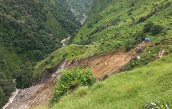 दार्चुलाको व्याँसमा पहिरोका कारण दुई घरमा क्षति 