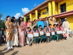 लोकानन्द धनेश्वरीदेवी दीर्घराज भट्ट स्मृति प्रतिष्ठानद्वारा जेष्ठ नागरिक र विद्यार्थी सम्मानित 
