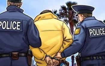 बैतडीमा ६० हजार रकम सहित एमालेका कार्यकर्ता  पक्राउ