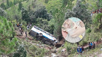 बैतडीमा असार २० गते भएको बस  दुर्घटनामा गम्भिर घाईते मध्ये एक जानको मृत्यु