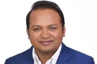 श्रममन्त्री दीपककुमार शाह पदमुक्त