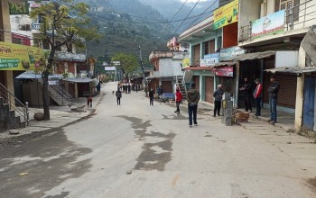 बैतडीमा नेपाल बन्दको आशिंक प्रभाव 