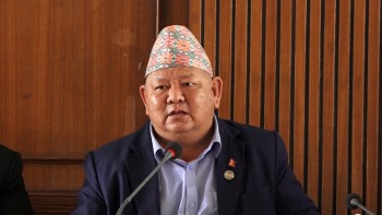 मन्त्री आलेद्वारा राजीनामा