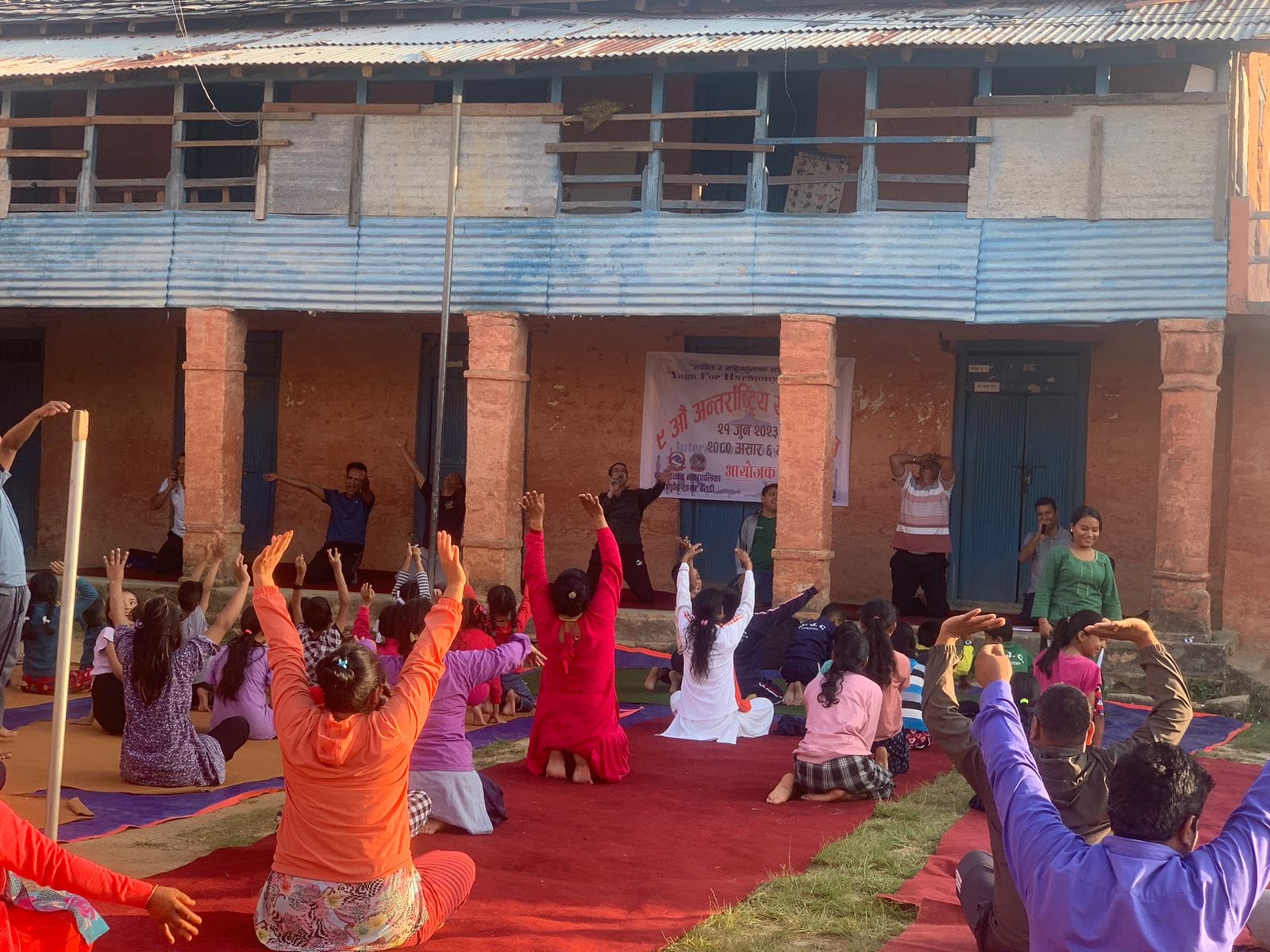 अन्तर्राष्ट्रिय योग दिवसः बैतडीमा योगाभ्यास गरेर मनाइयो 