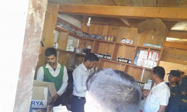 बैतडीमा अबैध क्लिनिक सिल , सञ्चालक प्रकाउ  