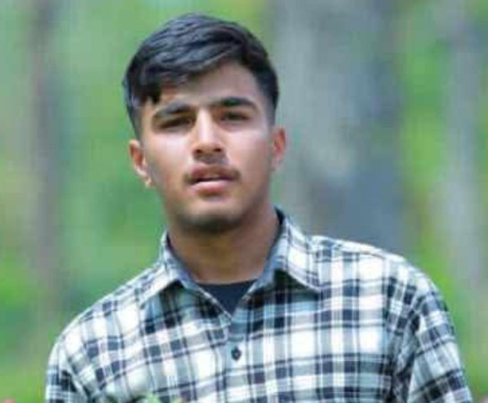 केएमसीका विद्यार्थी दिनेशराज जोशी एक सातादेखि बेपत्ता, खोजीमा सहयोग गरिदिन परिवारको अपिल