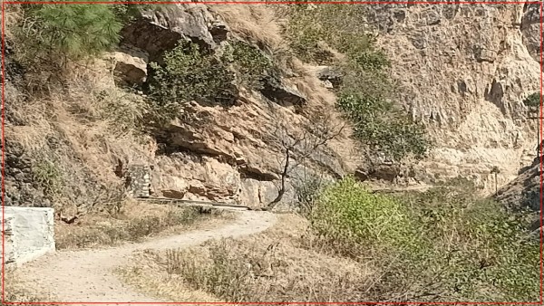 जिर्ण हुदै गएको भिटा भिरमा स्थानीय तहको नजर