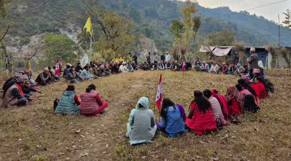 बैतडीको सिगास र पुर्चौंडीमा कांग्रेसको बैठक सम्पन्न 