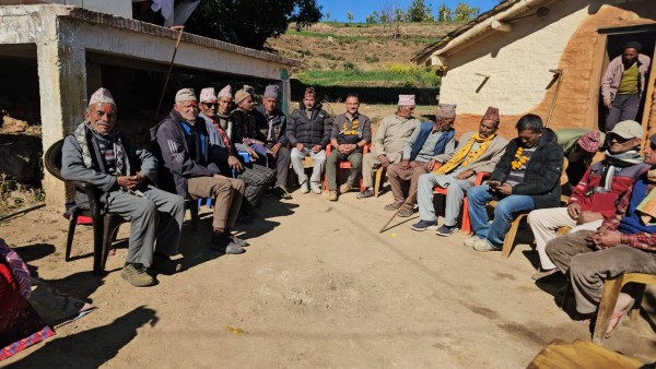 राप्रपाका उम्मेदवार चन्द घरदैलो अभियानमा 