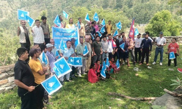 बैतडीको दोगडाकेदारमा रास्वपाको संगठन विस्तार अभियान शुरु 