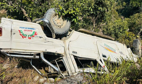 डोटीमा जिप दुर्घटना : चार जना घाइते 