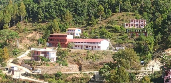 सुदूरपश्चिम विश्वविद्यालय स्थापना दिवसमा जगन्नाथ क्याम्पसमा सरसफाइ 