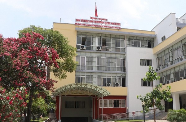 रोजगार सम्झौता नगरी कसैलाई पनि काममा नलगाउन मन्त्रालयको निर्देशन
