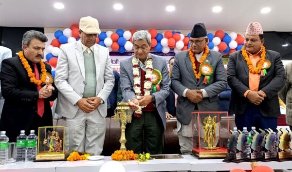 शिक्षा ऐन चाँडै बन्छ : गृहमन्त्री लेखक