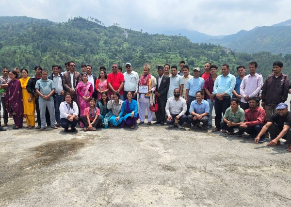 दलित बस्तीमा कर्मकाण्ड गर्दै आएका पन्तलाई पुर्चौंडी नगरपालिकाको सम्मान 