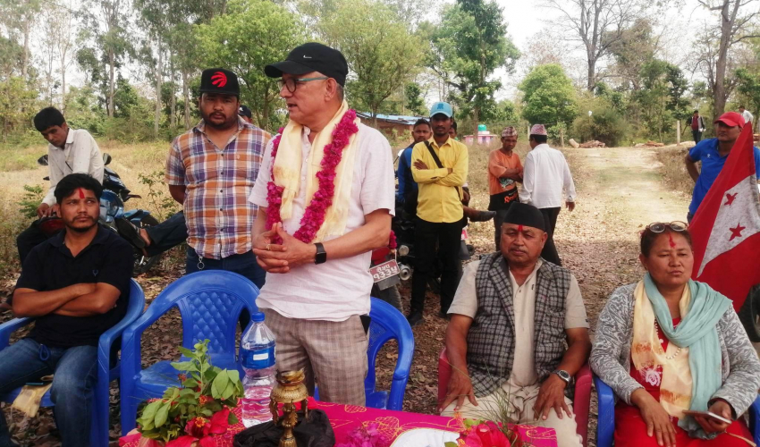 कांग्रेसको विकल्प छैन् : सभापति बलायर