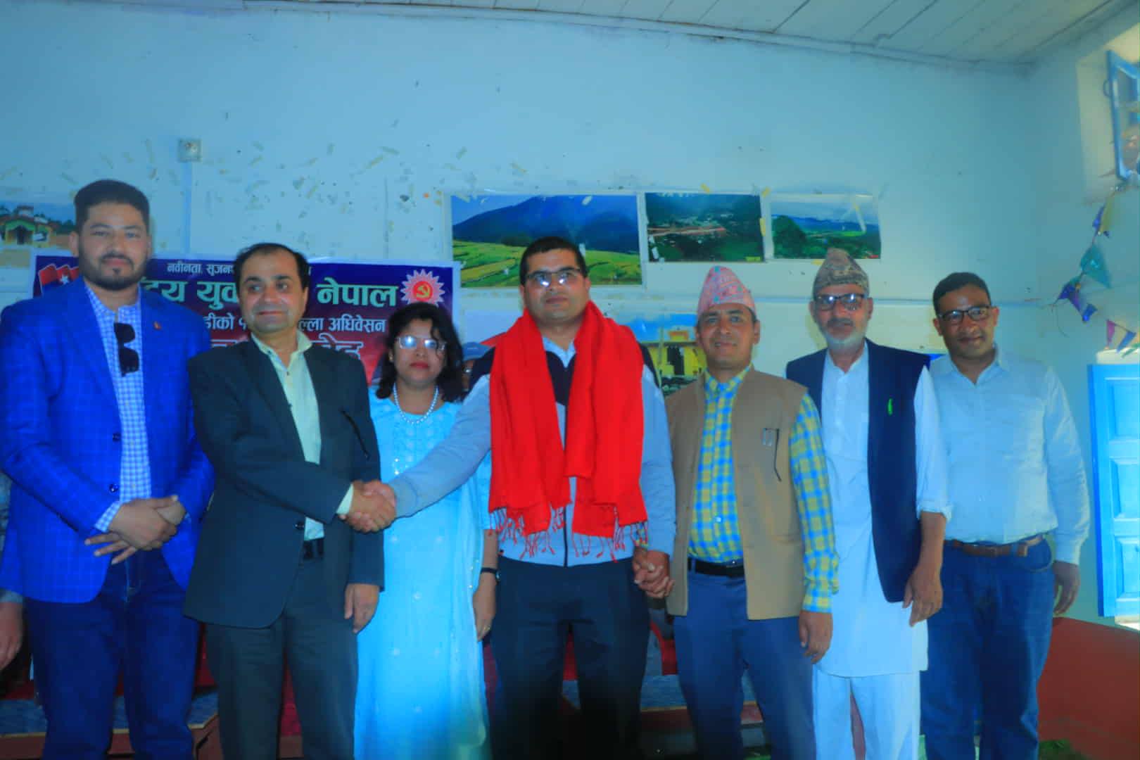 जिसस बैतडीका सदस्य भाट एमालेमै फर्किए