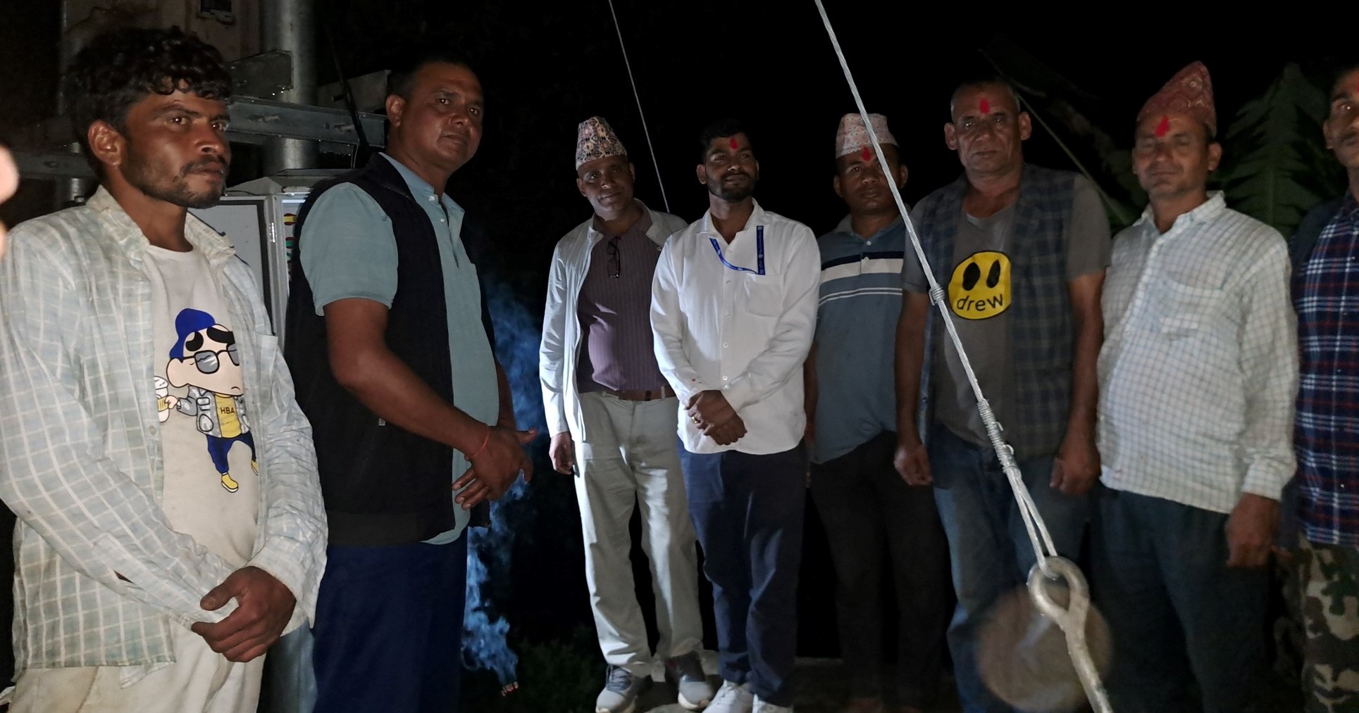 बैतडीको शर्मालीमा बिजुली बत्ती बल्यो, स्थानीयबासी खुसी