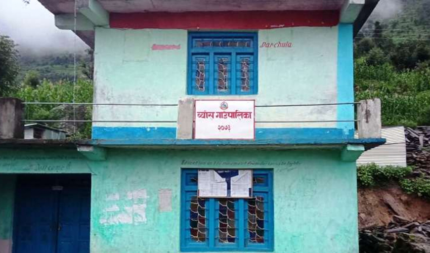 दार्चुलाको  व्यासले सन्तान नभएका दम्पती र एकल पुरुषलाई भत्ता दिने