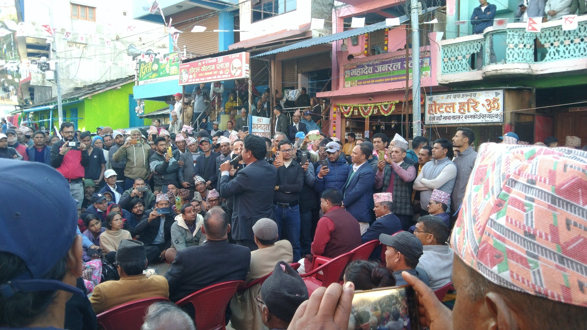 एमालेले जितेका पालिकामा घेराबन्दी गर्न खोजिदैँछ : पूर्व मन्त्री भण्डारी 