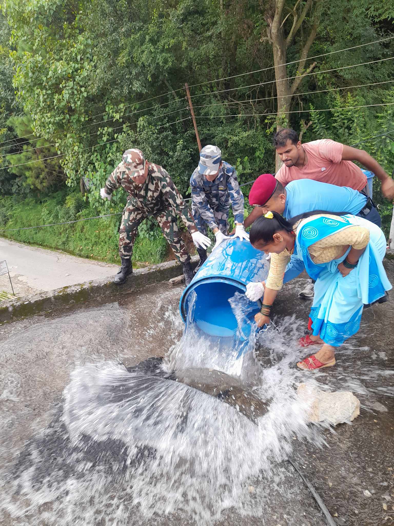 बैतडीमा डेंगु रोकथाम तथा नियन्त्रणका लागि ‘लार्भा खोज र नष्ट गर’ अभियान सुरु