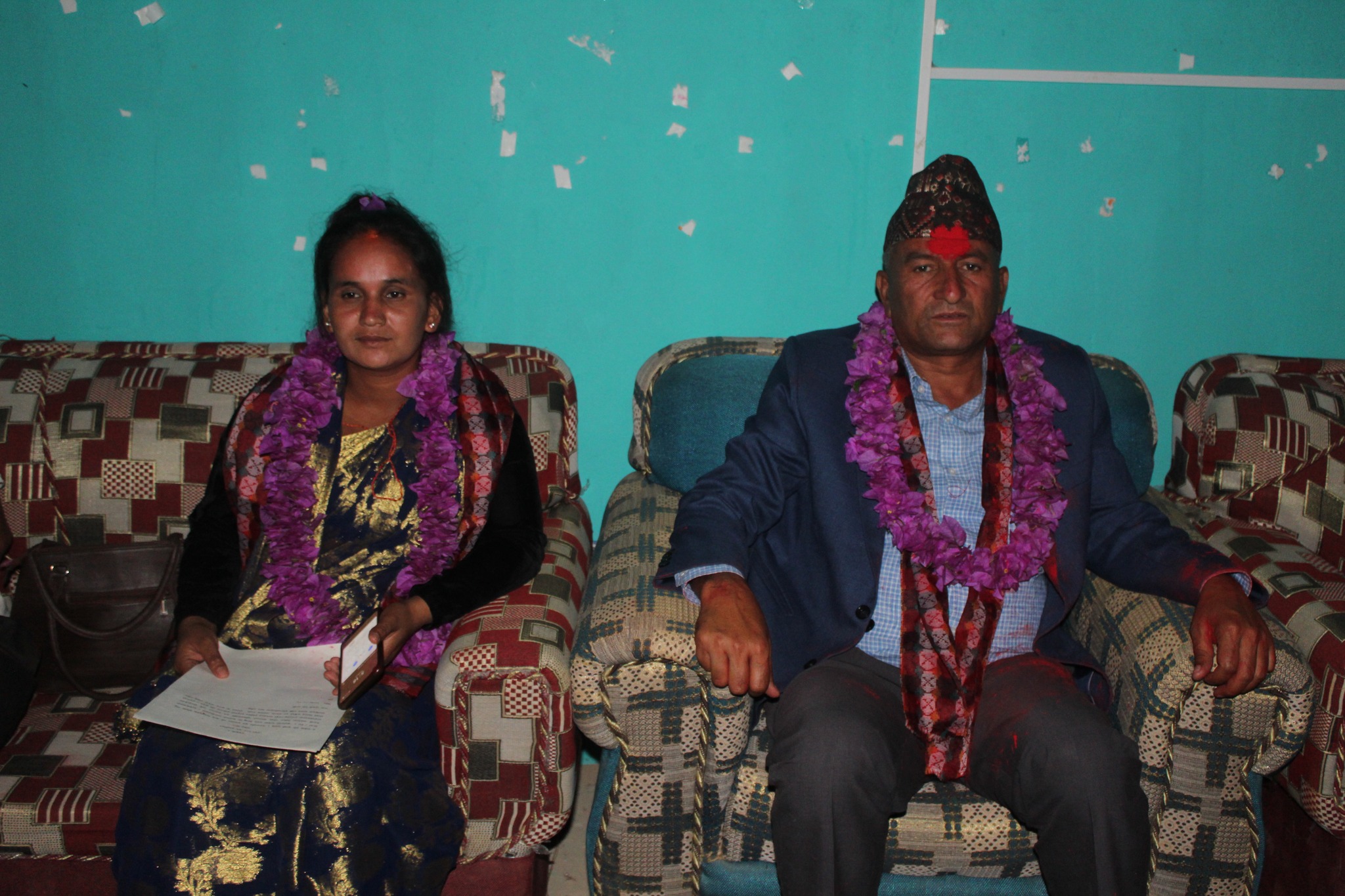 बैतडी दोगडाकेदारका अध्यक्ष र उपाध्यक्षले गरे पदभार ग्रहण 