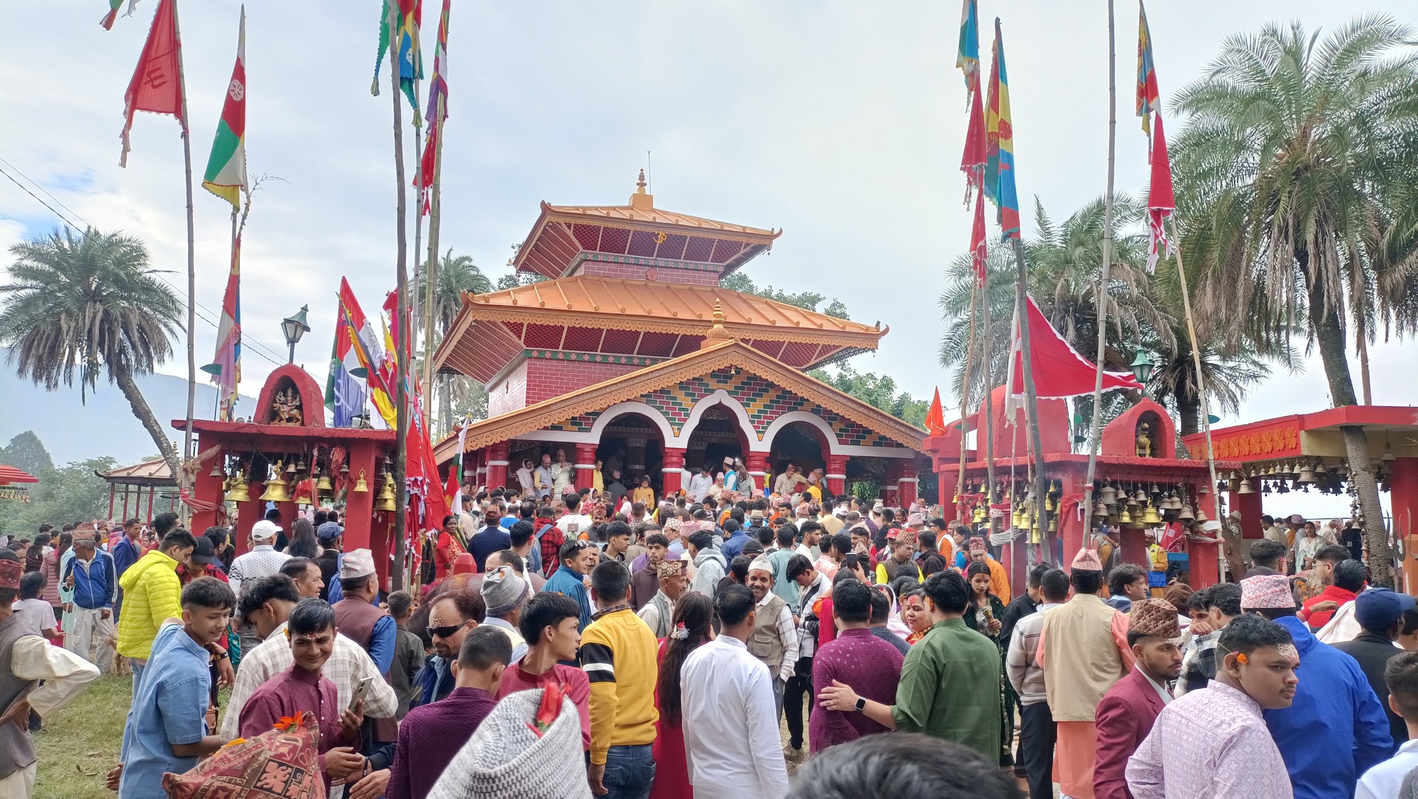 सकियो त्रिपुरासुन्दरीको जात्रा, हजारौंले गरे दर्शन