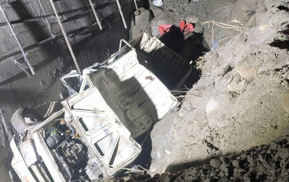 दार्चुलामा जिप दुर्घटना : एक जनाको मृत्यु, एक जना घाइते 