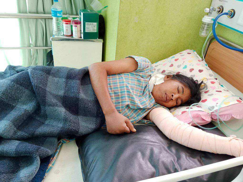 बैतडीकी लक्ष्मीको जीवन रक्षाका लागि अभियान, साढे ४ लाख बढी रकम संकलन 