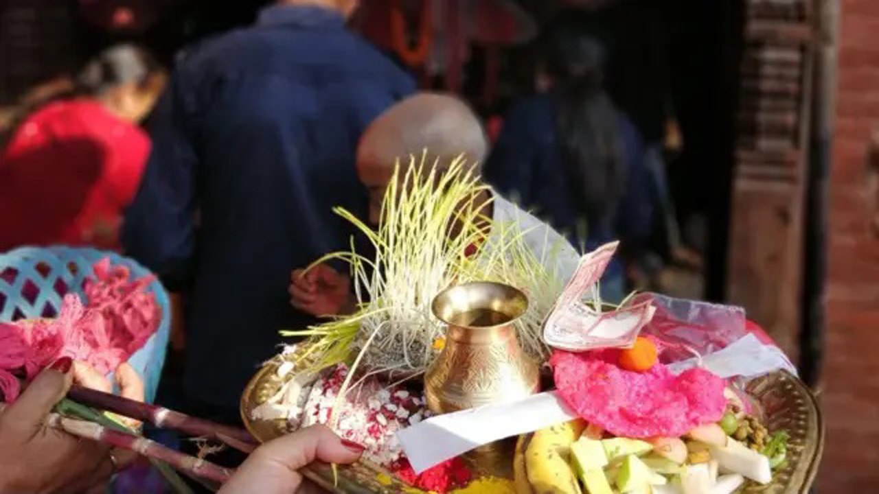 दशैँको टीकाको दोस्रो दिन आज पनि टीका–जमरा ग्रहण गरिँदै