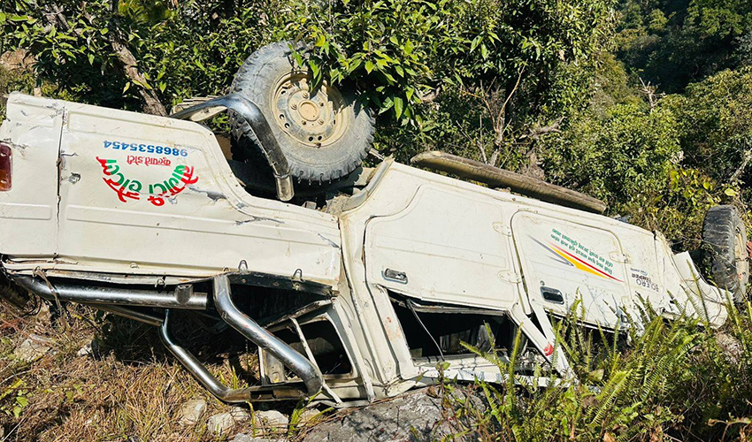 डोटीमा जिप दुर्घटना : चार जना घाइते 