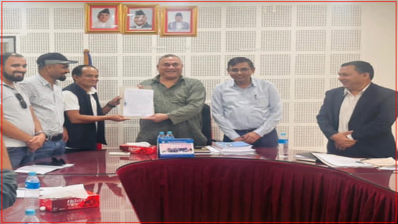 संविधान र संघीय कानुन मिचेर सुदूरपश्चिम स्थानीय सेवा (गठन तथा सञ्चालन) ऐन, २०८१ जारी