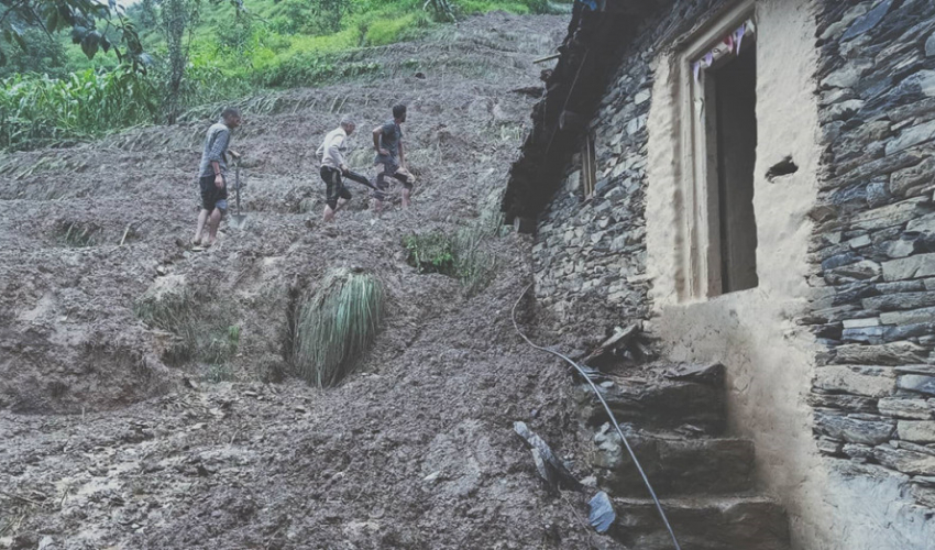 दार्चुलामा पहिरो खस्दा एक घरमा क्षति