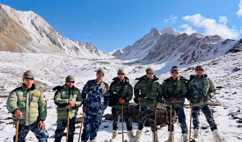 सुरक्षा अधिकारीद्वारा उरै नाकाको निरीक्षण 